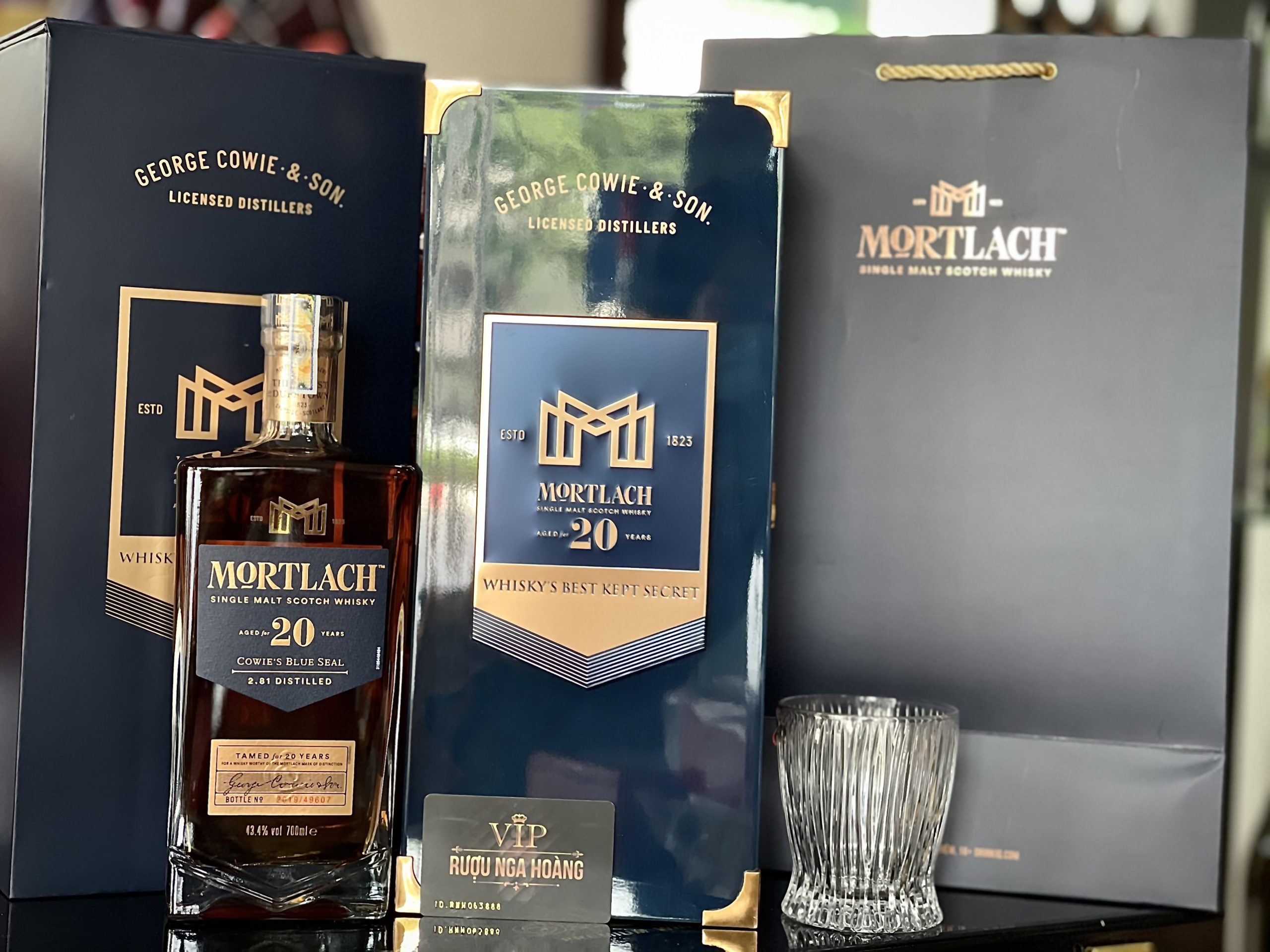 mortlach-20-ho-p-qua-2022-ma-t-ngoa-i.jpg