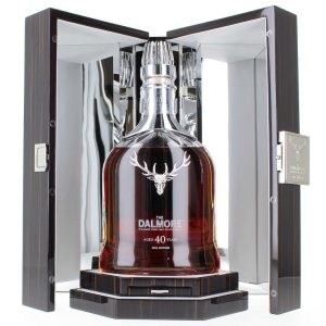 The Dalmore 40 Years – Tuyệt phẩm single malt 40 năm tuổi